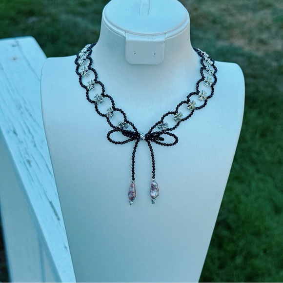 HWN1 Handmade Black Spinel Braided Choker Necklace with Freshwater Keshi Pearl - Picture 5 of 9